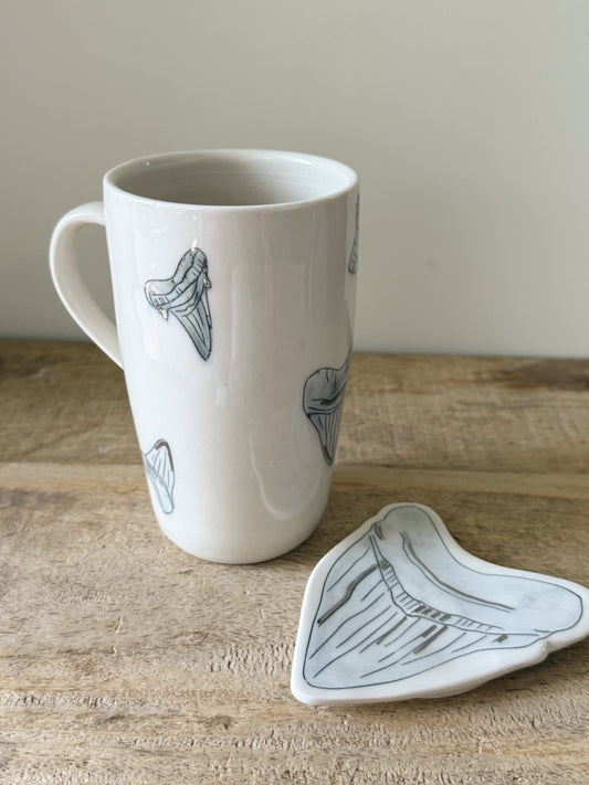 Shark tooth walking mug